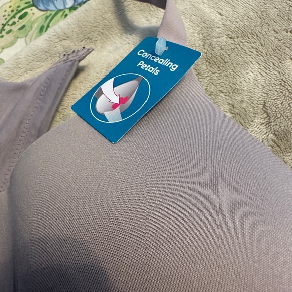 Seamless Comfort Hanes Wireless Comfort Cups Bra - Gray - Picture 3 of 7